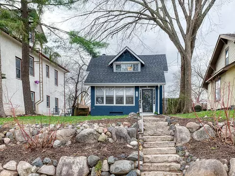 1938 Hayes St NE, Minneapolis, MN 55418