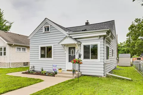 3942 Thomas Ave N, Minneapolis, MN 55412
