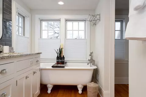 Bath - 112 3rd St, Excelsior, MN 55331 photo 3 of 5