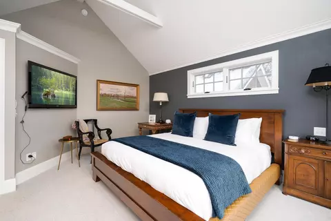 Bedroom - 112 3rd St, Excelsior, MN 55331 photo 1 of 6