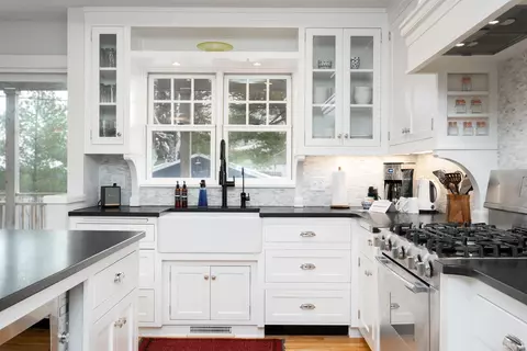 Kitchen - 112 3rd St, Excelsior, MN 55331 photo 4 of 5