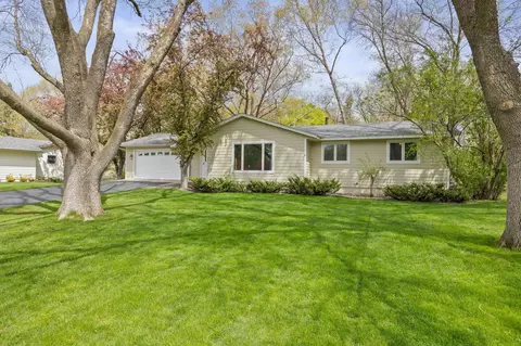 3230 Ranier Ln N, Plymouth, MN 55447