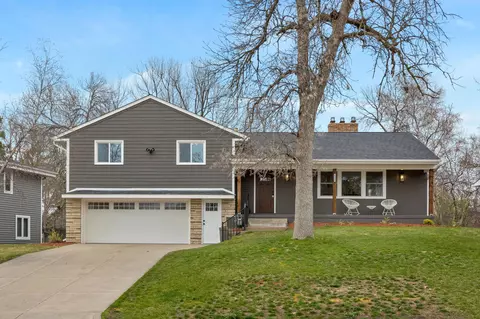 5124 Tifton Dr, Edina, MN 55439
