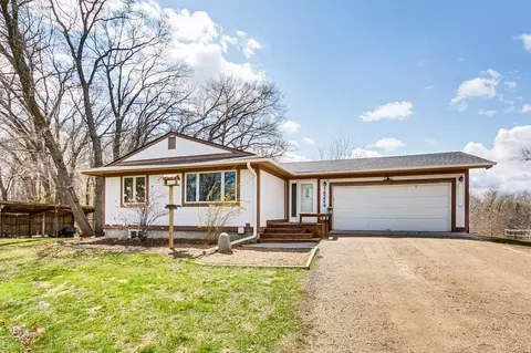 16224 Heidelberg St NE, Columbus, MN 55025