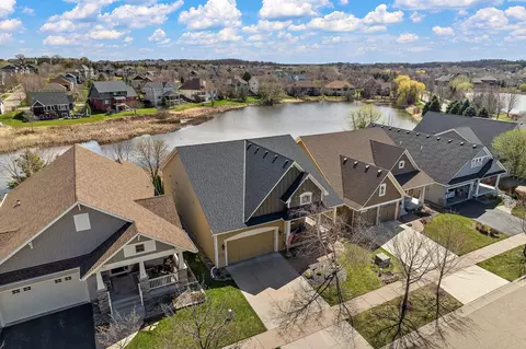 1287 Waters Path, Woodbury, MN 55129