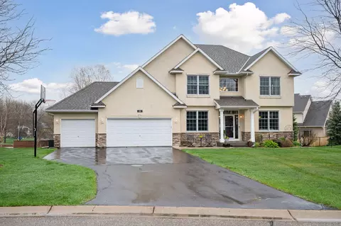 410 Moers Ct, Chaska, MN 55318
