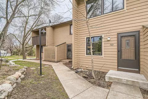 365 W Eagle Lake Dr, Maple Grove, MN 55369