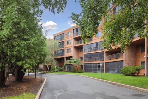 3300 Louisiana Ave S #220, Saint Louis Park, MN 55426