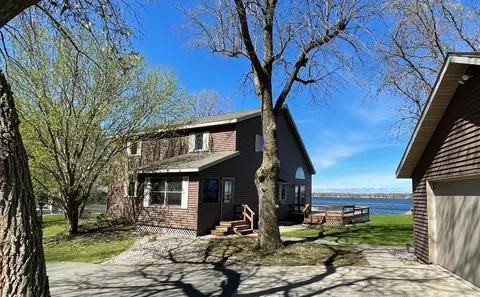 33927 Pickerel View Dr, Richville, MN 56576
