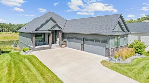 1931 Annika Dr N, Lake Elmo, MN 55042