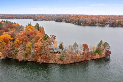 1806 C Kemah Park Ln, Balsam Lake, WI 54810