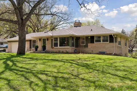 3455 Glenarden Rd, Arden Hills, MN 55112