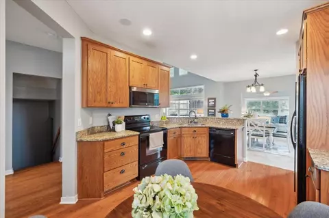 Kitchen - 3551 Lemieux Cir, Eagan, MN 55122 photo 1 of 4