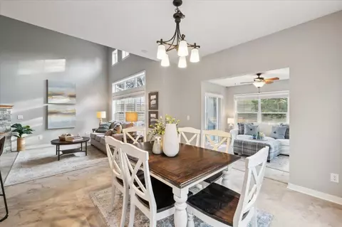 Dining - 3551 Lemieux Cir, Eagan, MN 55122 photo 1 of 4
