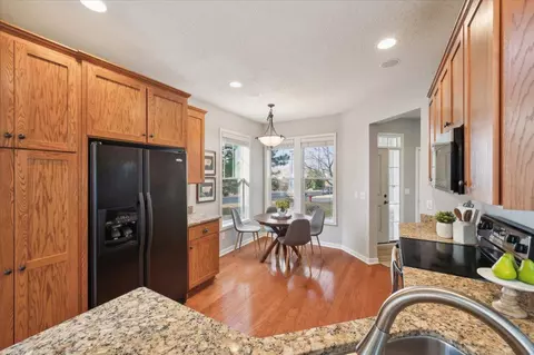 Kitchen - 3551 Lemieux Cir, Eagan, MN 55122 photo 4 of 4