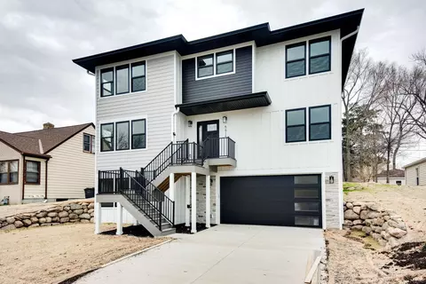 5615 Penn Ave S, Minneapolis, MN 55419