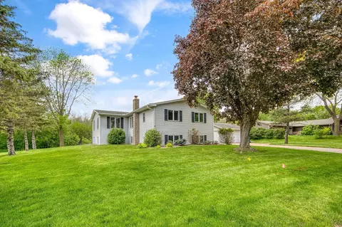 9532 Dakota Rd, Bloomington, MN 55438