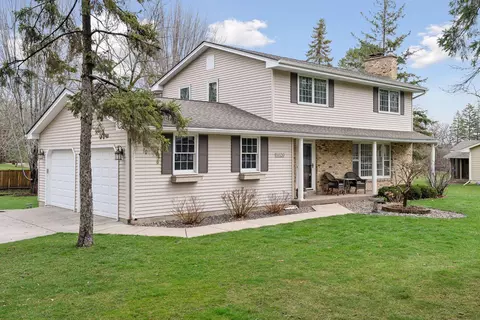 18120 30th Pl N, Plymouth, MN 55447