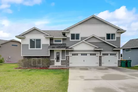 1691 Hidden Trl, Mayer, MN 55360