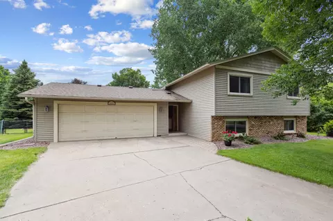 10838 100th Pl N, Maple Grove, MN 55369