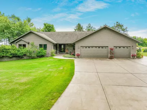 w9495 Springwood Lane, Thorp, WI 54771