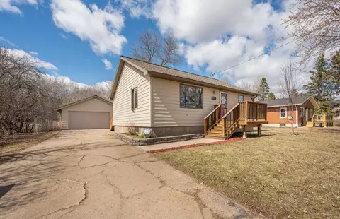 4131 19th Ave E, Hibbing, MN 55746
