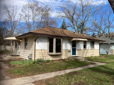 5733 Pennsylvania Ave N, Crystal, MN 55428