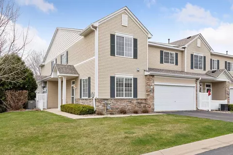 123 River Woods Dr W, Saint Paul Park, MN 55071