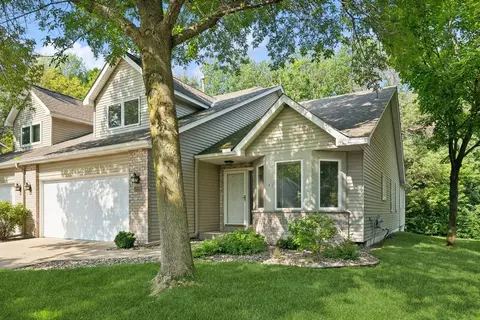 5926 Bren Cir, Minnetonka, MN 55343