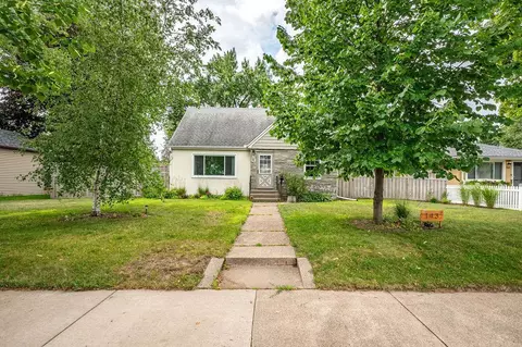 143 Frost St W, South Saint Paul, MN 55075
