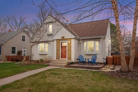 4236 Zenith Ave N, Robbinsdale, MN 55422