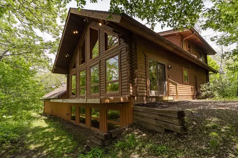575 Kings Park Rd NW, Oronoco, MN 55960
