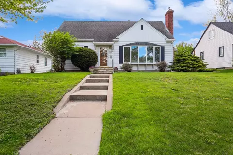 2608 Pahl Ave, Saint Anthony, MN 55418