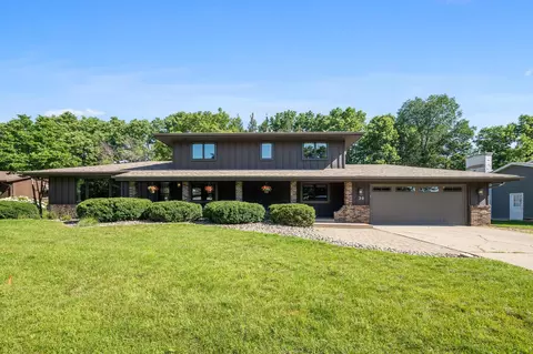30 W 107th St, Bloomington, MN 55420