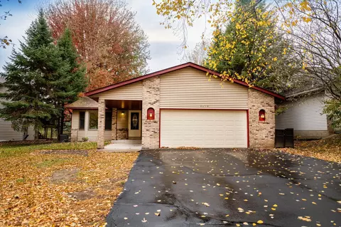 1270 Fallbrook Ln, Woodbury, MN 55125