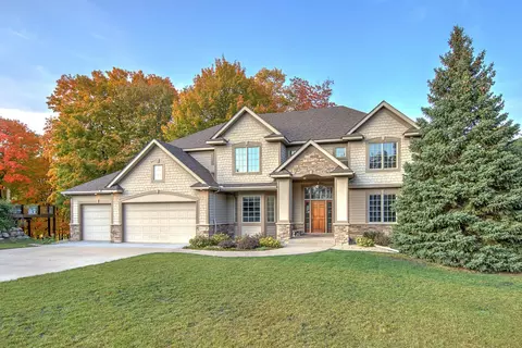 6475 Saunders Lake Dr S, Minnetrista, MN 55364
