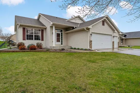 628 Dogwood St NE, Lonsdale, MN 55046