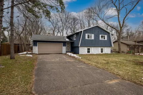 7857 Bona Rd, Mounds View, MN 55112
