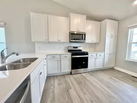 5152 Mustang Dr, Woodbury, MN 55129