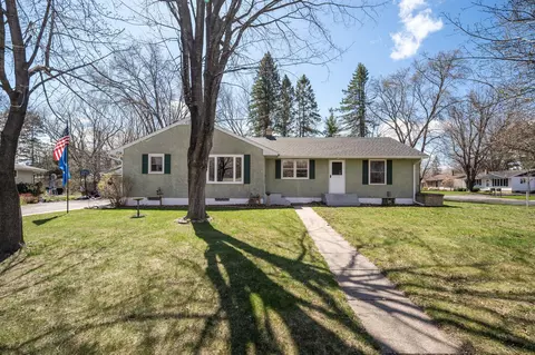 4796 Karen Pl, White Bear Lake, MN 55110