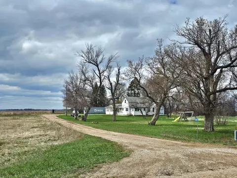 16035 490th Ave, Morris, MN 56267