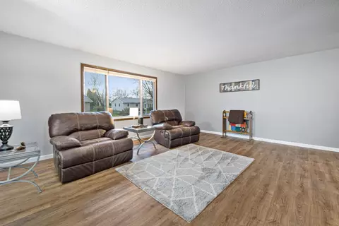 Living - 1424 Mitchell Dr, Faribault, MN 55021 photo 2 of 4