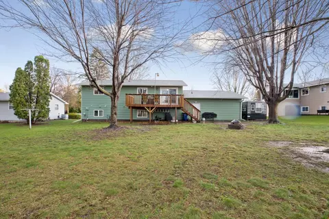 Exterior - 1424 Mitchell Dr, Faribault, MN 55021 photo 8 of 9