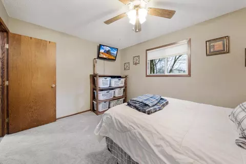Bedroom - 1424 Mitchell Dr, Faribault, MN 55021 photo 3 of 6