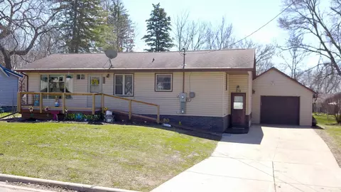 604 E Nestor St, Osakis, MN 56360