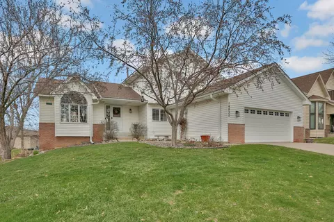 14830 38th Pl N, Plymouth, MN 55446