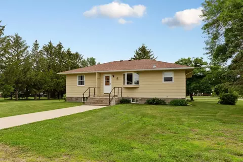 5433 Elkton Trl, Faribault, MN 55021 photo 7