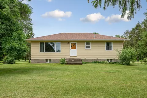 5433 Elkton Trl, Faribault, MN 55021 photo 3
