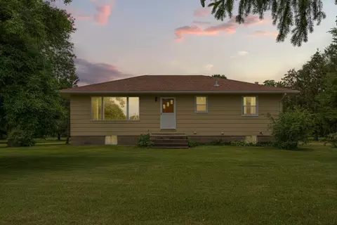 5433 Elkton Trl, Faribault, MN 55021 photo 4