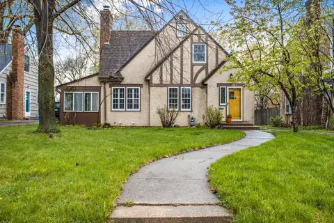 657 Fairview Ave S, Saint Paul, MN 55116